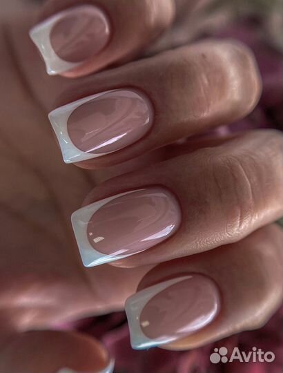 Маникюр и педикюр