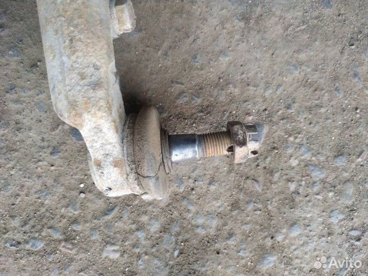 Тяга рулевая правая Лада Гранта седан 11186(1.6L