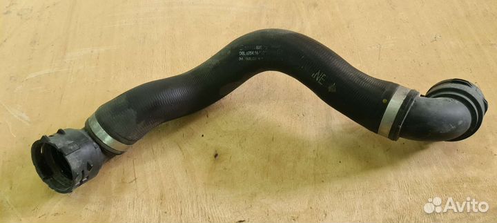 Патрубок радиатора Mercedes W205