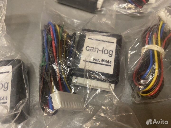 Универсальный интерфейсный адаптер CAN-LOG М444