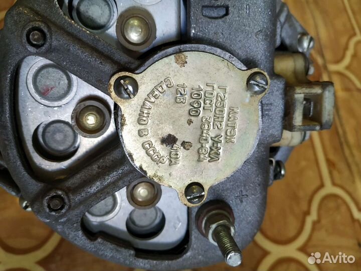 Продам генератор для автомобиля Газ,уаз,Ваз