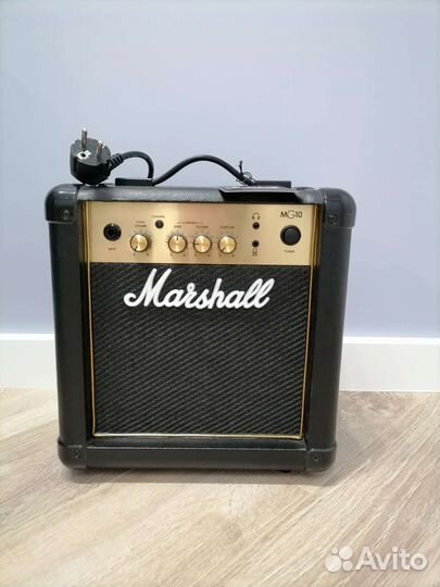 Гитарный комбоусилитель marshall