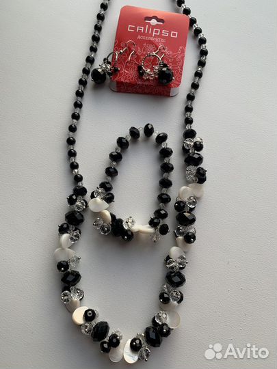 Новые комплекты бижутерии