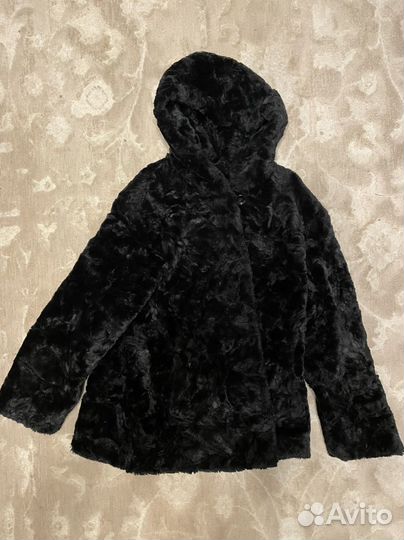 Искусственная шуба короткая с капюшоном