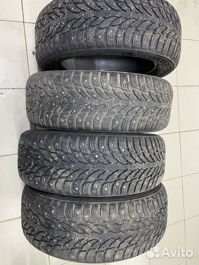 Nokian Tyres Hakkapeliitta 9 235/55 R19