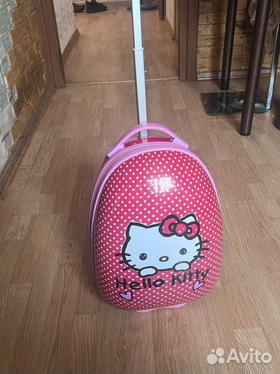 Чемодан Hello Kitty