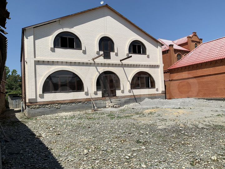 Дом 430 м² на участке 6,7 сот.