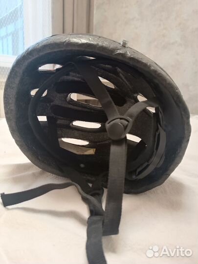 Велошлем взрослый