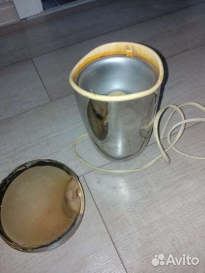 Кофемолка электрическая