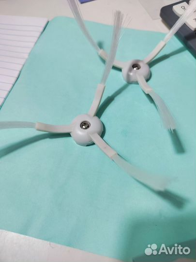 Щетки для работа пылесоса