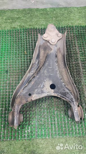 Рычаг передний правый нижний Renault Duster 2015