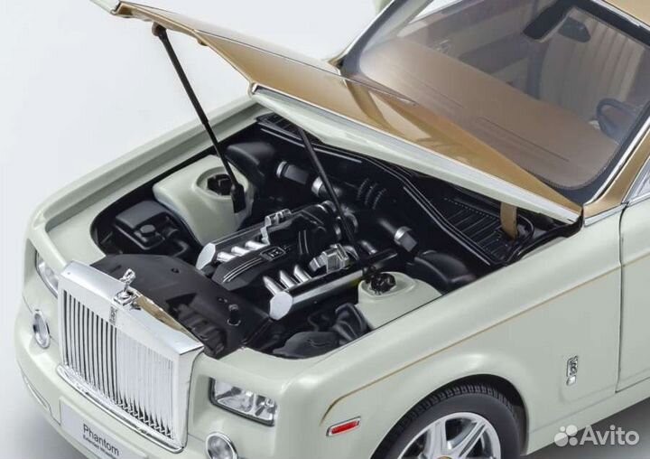 Rolls-Royce Phantom EWB 1:18 Kyosho