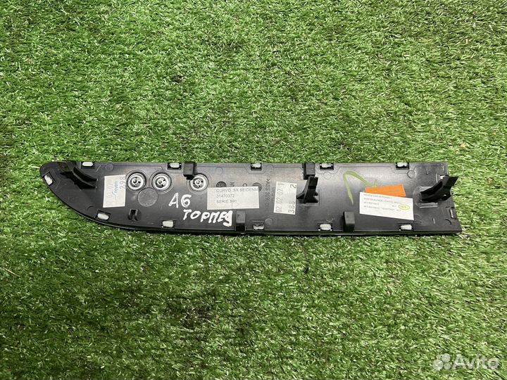 Накладка торпеды панели Audi a6 c6 4f1853190