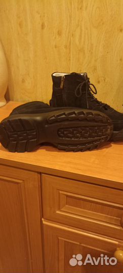 Ботинки женские