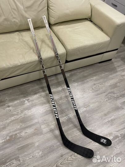 Клюшка хоккейная