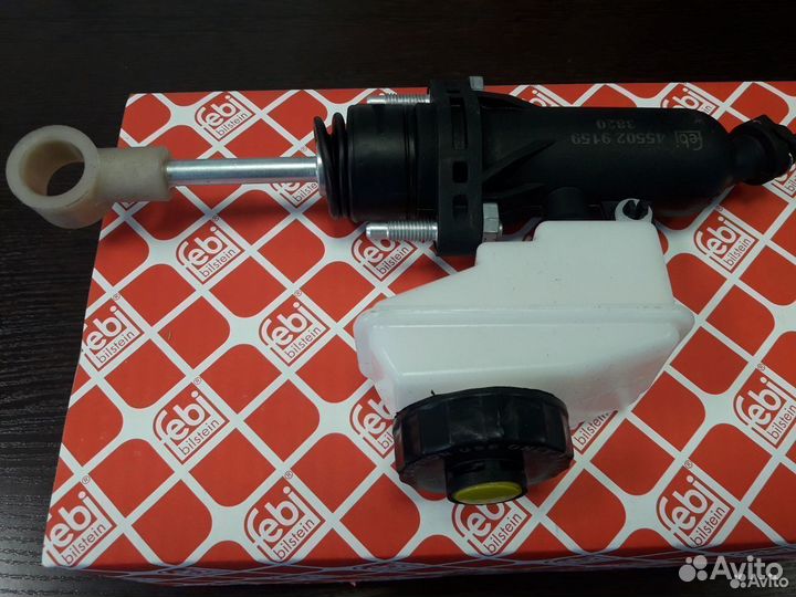 Цилиндр сцепления главный volvo FH/FM/FMX 20835246