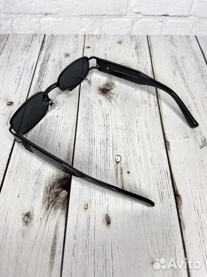 Солнцезащитные очки Gentle Monster Black