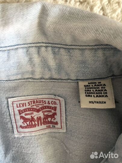 Джинсовая рубашка Levis женская