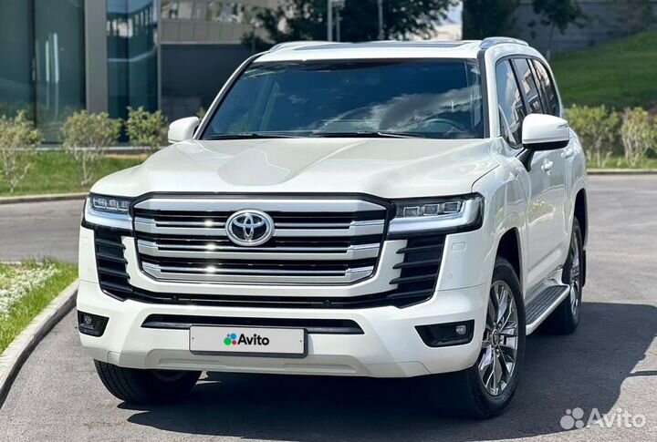 Toyota Land Cruiser 3.3 AT, 2022, 21 км