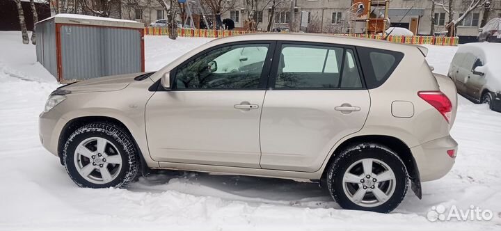 Toyota RAV4 2.0 AT, 2007, 225 000 км