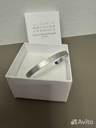 Матовый браслет Maison Margiela