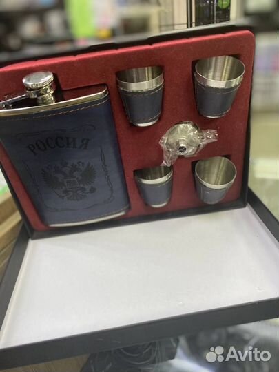 Набор мал фляжка +4 рюмки