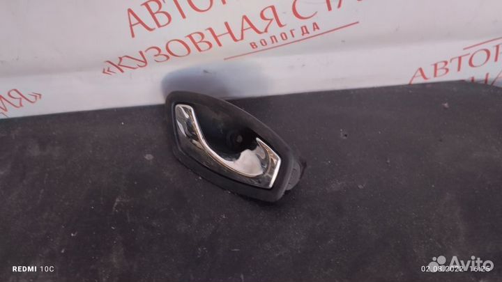 Ручка внутренняя правая Renault Fluence