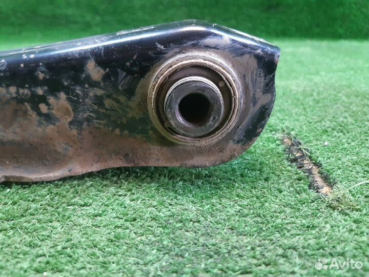 Рычаг задний правый Ford Focus 2 седан 1.8 2008