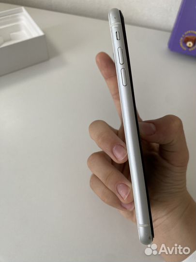 iPhone Xr, 128 ГБ