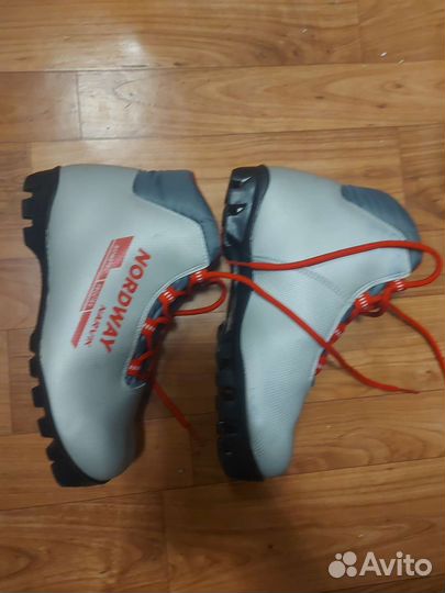 Комплект (лыжные ботинки + лыжи + палки)