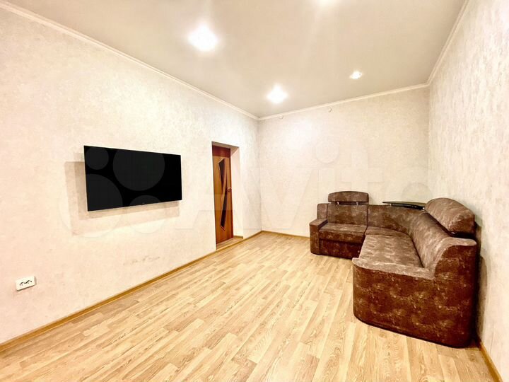 2-к. квартира, 64,8 м², 1/2 эт.