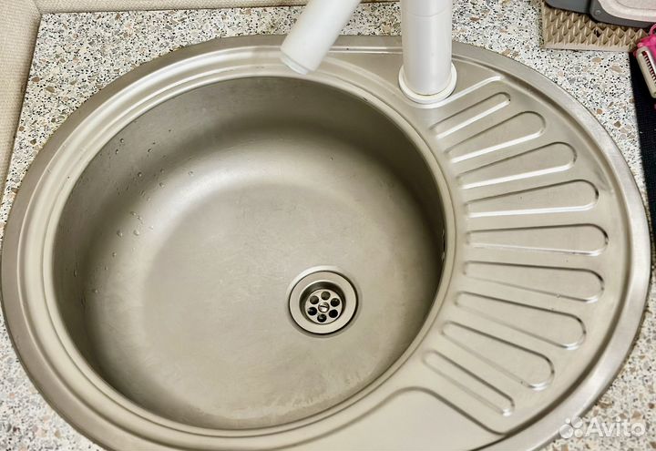 Мойка для кухни со смесителем бу