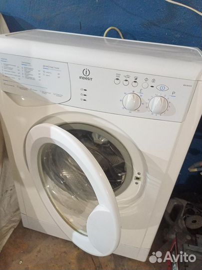 Стиральная машина indesit