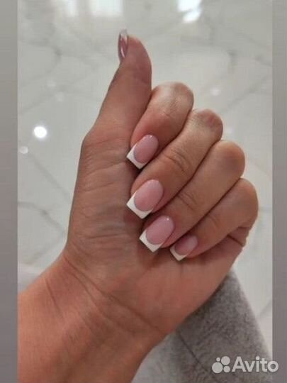 Маникюр и педикюр на дому и выезд