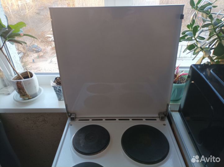 Плита электрическая Indesit KG 3043 WE/R