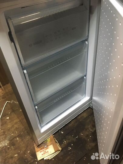 Продам холодильник bosch kgn39vl