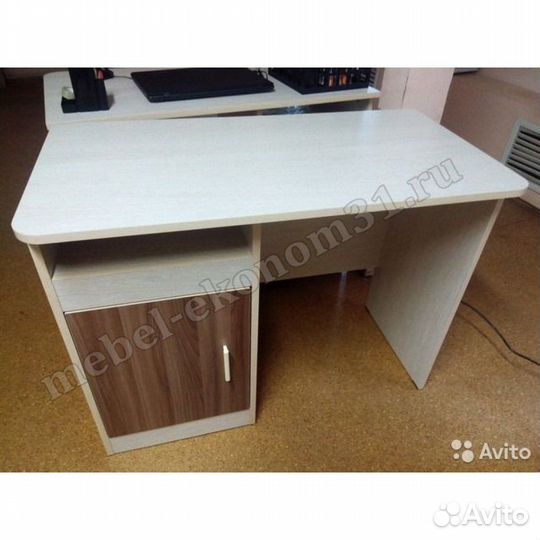 Стол компьютерный