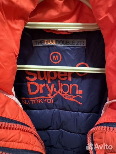 Легкий пуховик Superdry