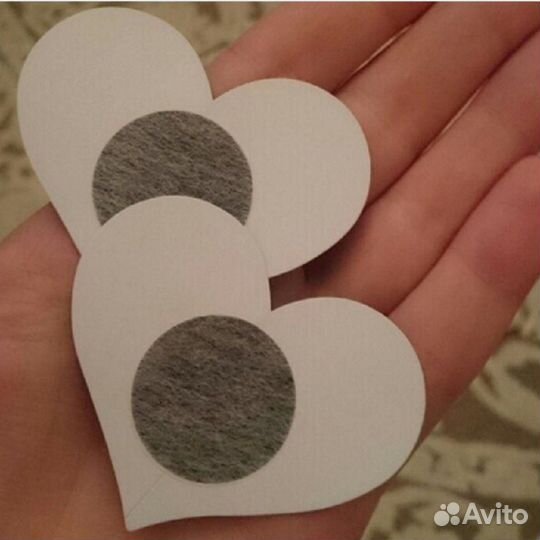 Наклейки на грудь