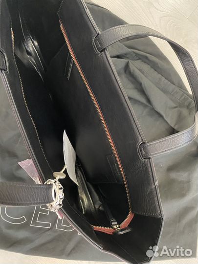 Новая кожаная сумка Iceberg