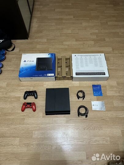 Sony playstation 4 PS4+игры+ 2 джойстика Идеальная