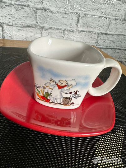 Чашка с блюдцем