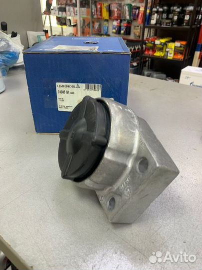 Подушка двс правая Ford Focus 1 1.8/2.0 98