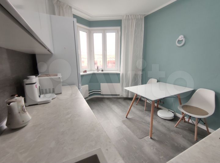 2-к. квартира, 52 м², 2/17 эт.