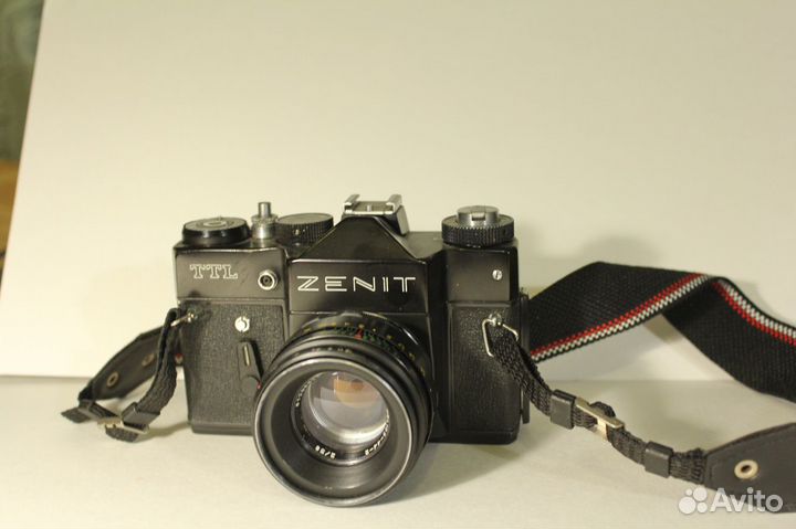 Фотоаппарат Zenit TTL с объективом helios 44-2