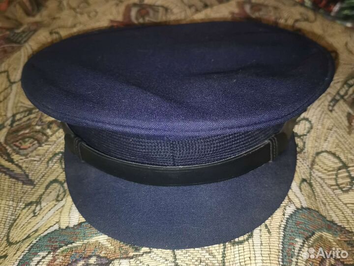 Картуз старенький фабричный