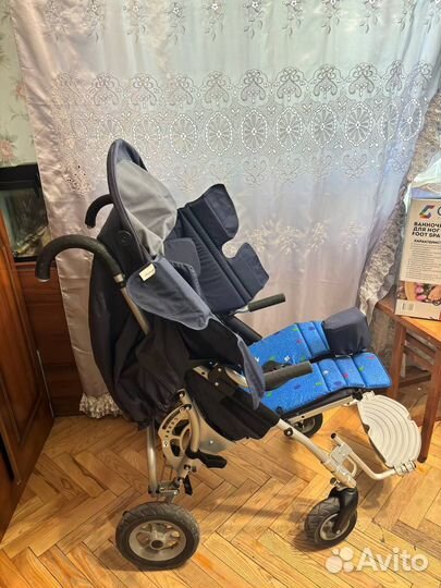 Коляска для детей инвалидов