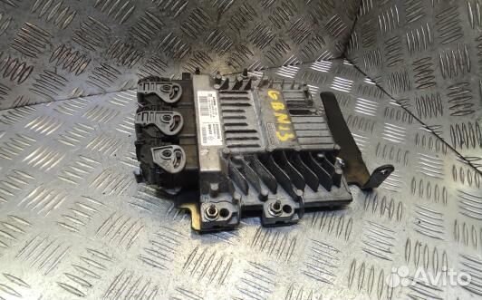 Блок управления двс renault scenic 2 (GBN13PC01)