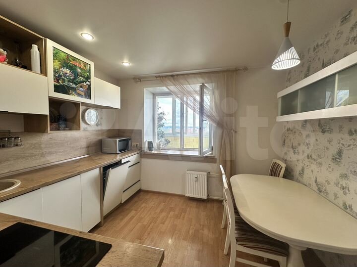 2-к. квартира, 63,6 м², 16/17 эт.