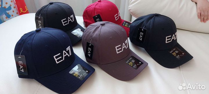 Бейсболка новая Emporio Armani